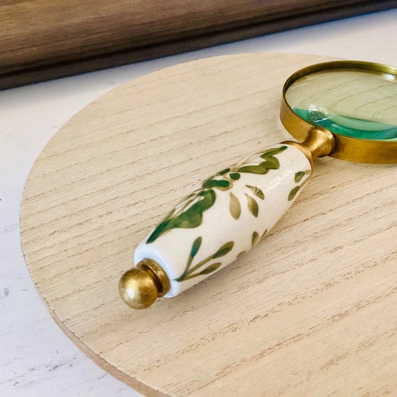 Brass Lupe Magnifying Glass Ceramic White Green Floral Handle 7.5” Elegant Gift - Picture 10 of 12
